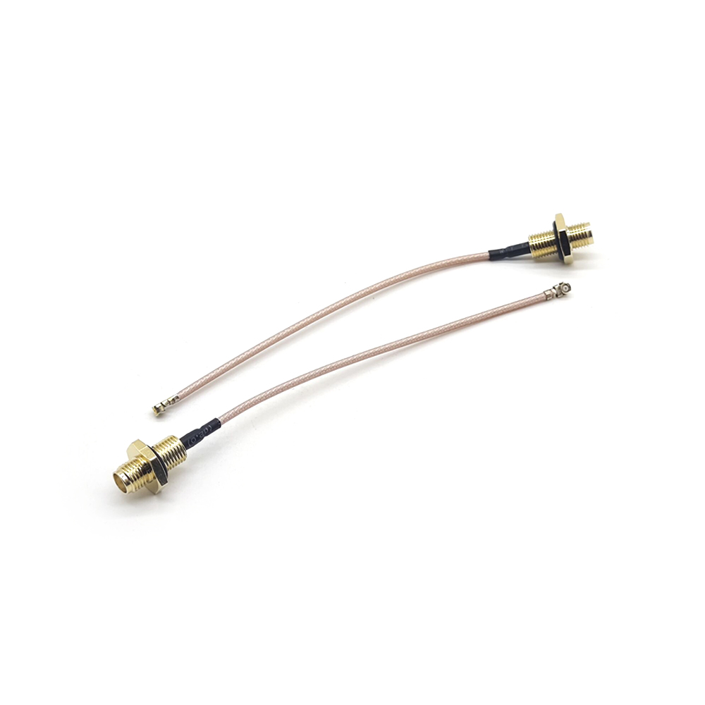 Cable SMA Montaje en panel trasero Straight Female to IPEX Angled Female con RG178