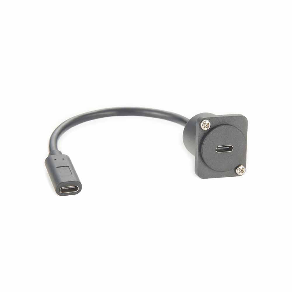 標準D型安裝的USB-C D型轉接器