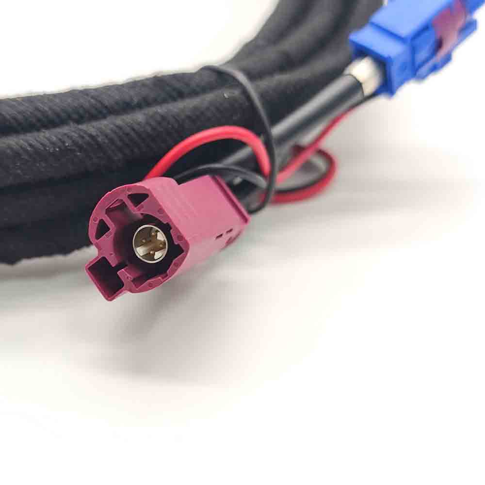 4+2P HSD D 180° Plug Male to 4+2P HSD C 180° Jack Female Cable Assembly 4 meters