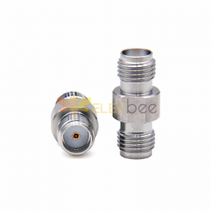 Connecteur mâle SMA, 12,7 mm / 0,50″ Bride carrée 0,38 mm / 0,015″ Borne à broches